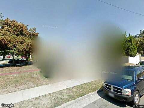 Burris, COMPTON, CA 90221