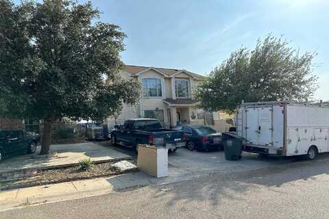 Susie, LAREDO, TX 78046