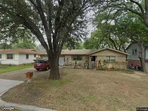 Vine, EULESS, TX 76040