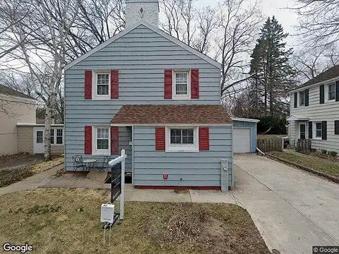 Arbutus, GREENDALE, WI 53129