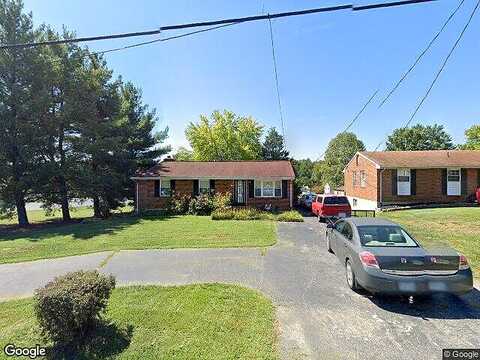 Cove, ROANOKE, VA 24019