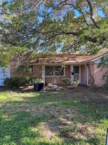 Rector, FORT WORTH, TX 76133