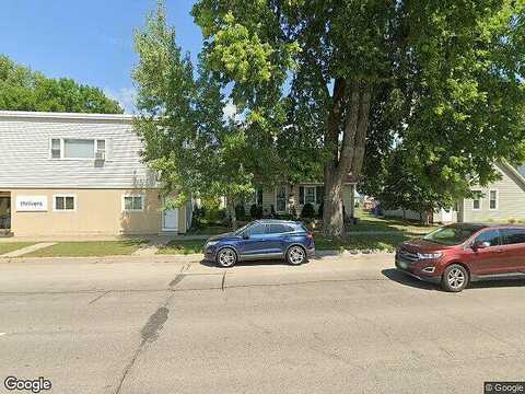 Broadway, WINONA, MN 55987