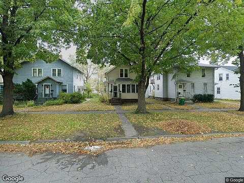 Maple, GREEN BAY, WI 54303