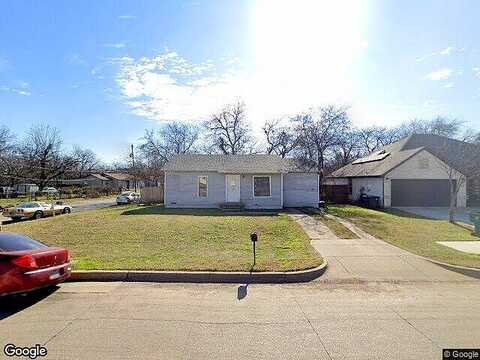 Avenue, FORT WORTH, TX 76105