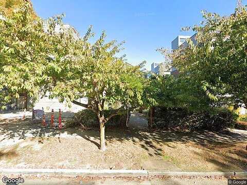 Linden, SEATTLE, WA 98103