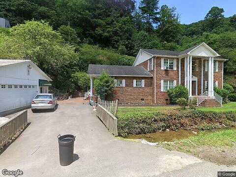 Poplar Creek, GRUNDY, VA 24614