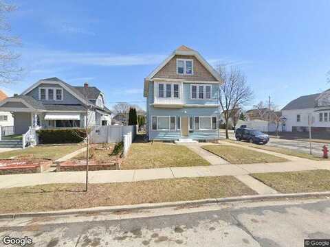11Th, MILWAUKEE, WI 53215
