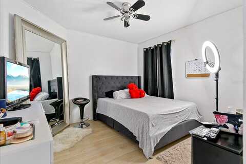 Wrencrest, WESLEY CHAPEL, FL 33543