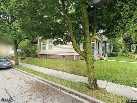 Maryland, MILWAUKEE, WI 53211