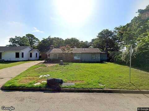 Kings, HALTOM CITY, TX 76117