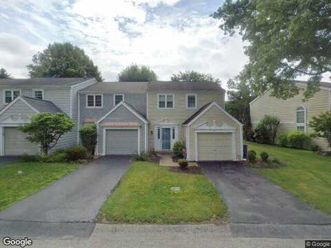 New London, OAKMONT, PA 15139