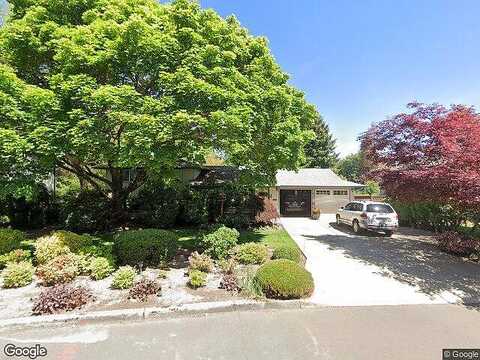 Jaylee, BEAVERTON, OR 97078