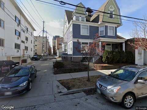 Irving, MILWAUKEE, WI 53202