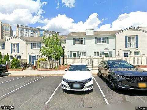Van Dorn, ALEXANDRIA, VA 22304