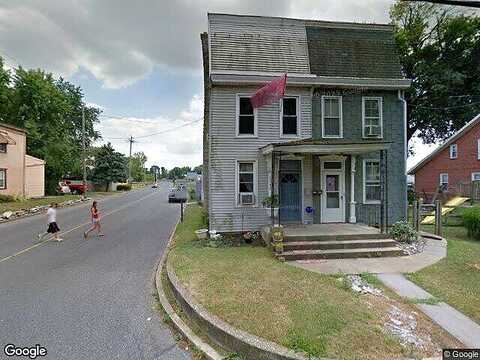 King, LEBANON, PA 17042