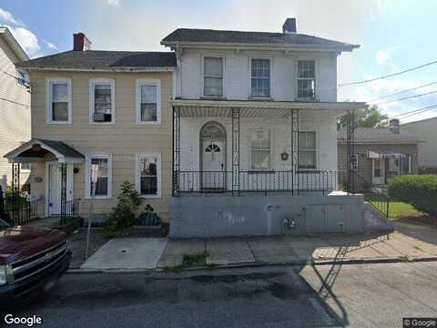 Front, CATASAUQUA, PA 18032
