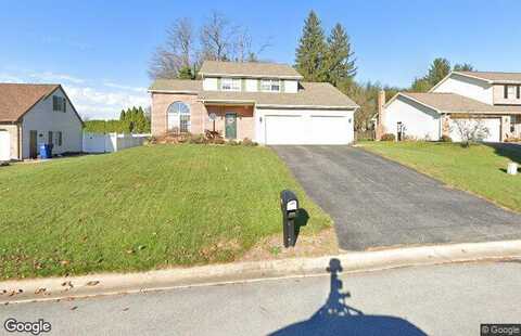 Foxchase, LEBANON, PA 17042