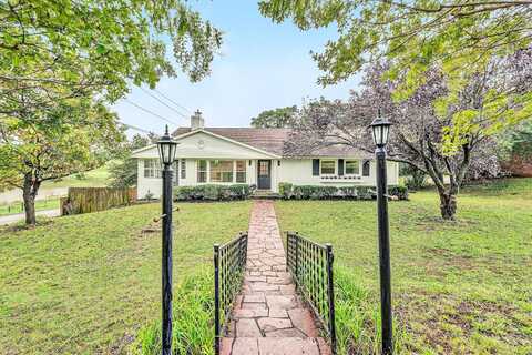 Kerner, SALEM, VA 24153