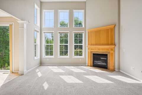 Garland, MAPLE GROVE, MN 55311