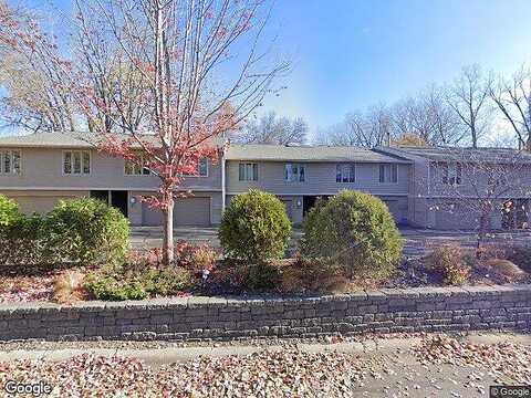Red Fox, MINNEAPOLIS, MN 55436