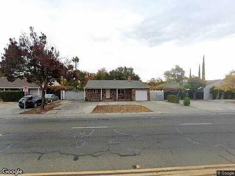 Pershing, STOCKTON, CA 95207