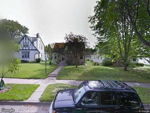 10Th, MINNEAPOLIS, MN 55417