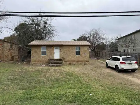 Avenue J, MARBLE FALLS, TX 78654