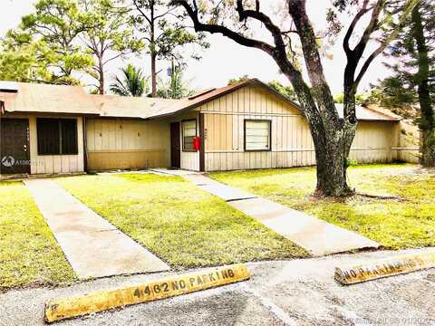 Country Grove, WEST PALM BEACH, FL 33406