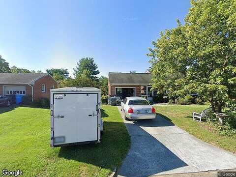 High Acres, ROANOKE, VA 24017