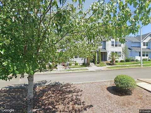 Cascadia Village, SANDY, OR 97055