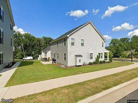 Sun Valley, CHARLOTTESVILLE, VA 22903