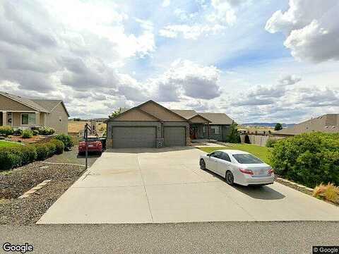 Karlee, RICHLAND, WA 99352