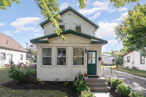 13Th, MINNEAPOLIS, MN 55404