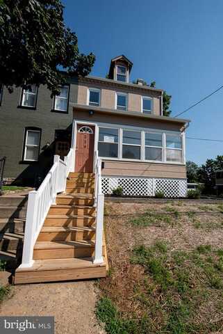 Hazel, LANCASTER, PA 17603