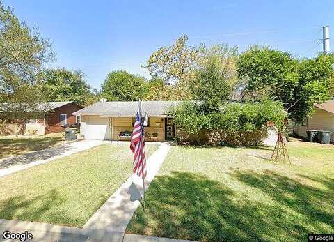 Hillcrest, LULING, TX 78648