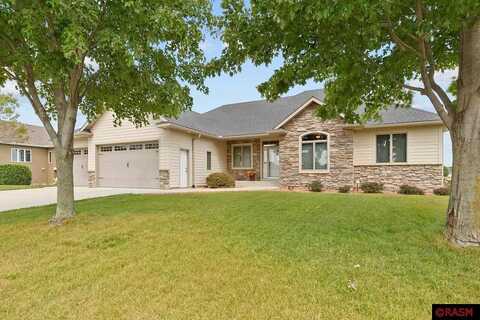 Creek View, OWATONNA, MN 55060