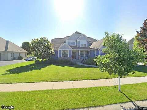 River Lakes, OCONOMOWOC, WI 53066