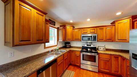 Blackoak, ROCKLAND, WI 54653