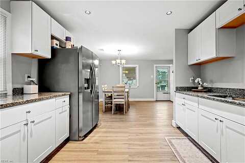Fox Hill, HAMPTON, VA 23669