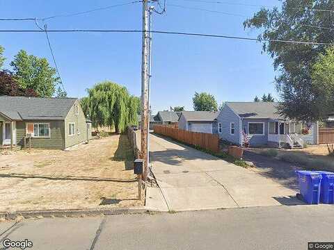 Shirley, MOLALLA, OR 97038