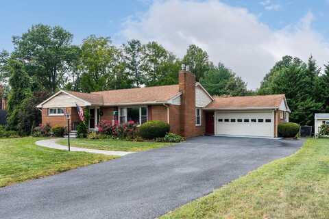 Fairway, WAYNESBORO, VA 22980