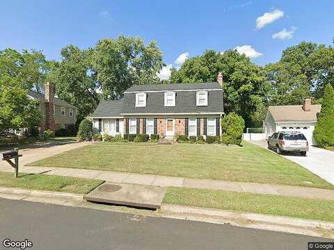 Broadmoor, ALEXANDRIA, VA 22315