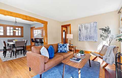 Ewing, MINNEAPOLIS, MN 55410