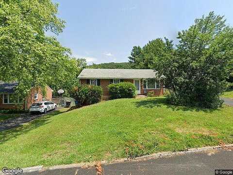 Jacklin, ROANOKE, VA 24019