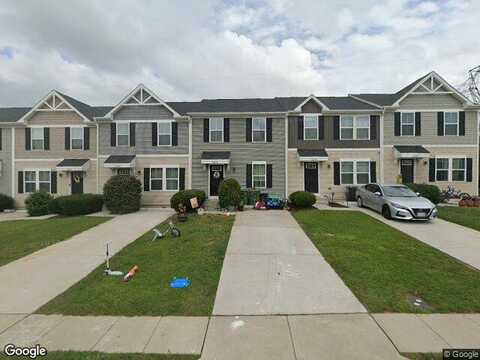 Sara, LOCUST GROVE, VA 22508