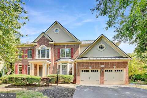 Gaines, LEESBURG, VA 20175