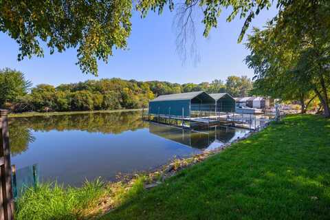 Casco Point, WAYZATA, MN 55391