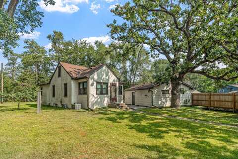 Trussel, CHAMPLIN, MN 55316