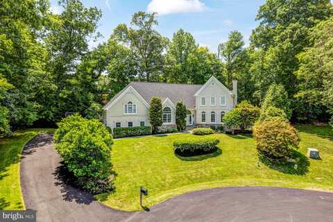 Robindale, GREAT FALLS, VA 22066